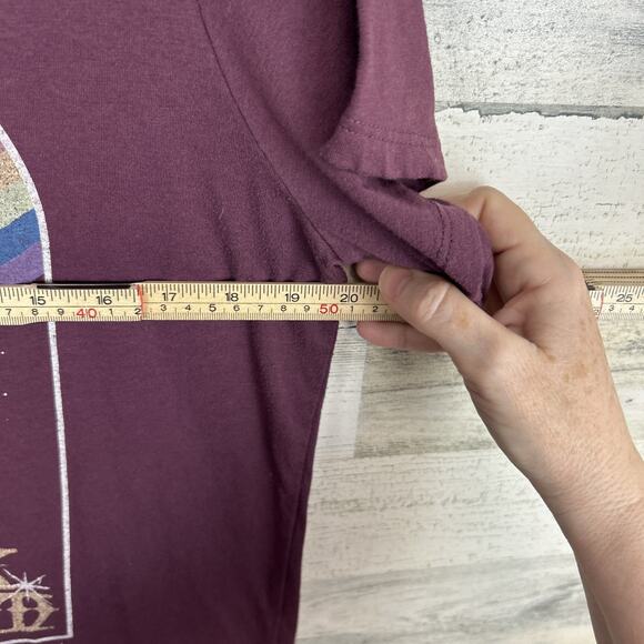 Pink Floyd "The Dark Side of the Moon" T-Shirt Size L Maroon Preowned - Picture 6 of 7